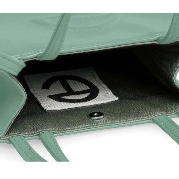 Small sage Telfar - Picture 4 of 7